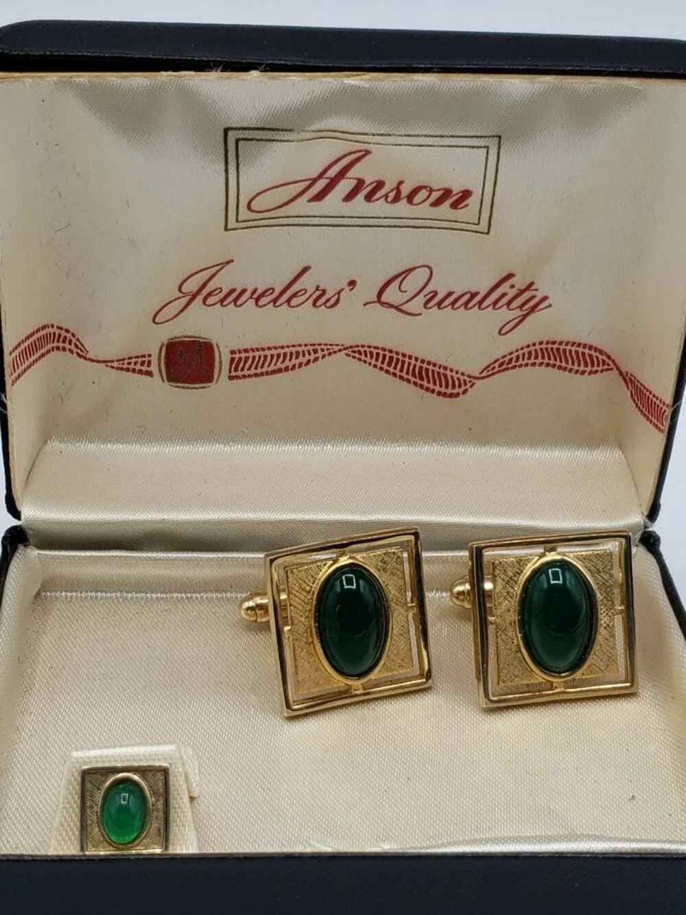 Vintage Anson Cufflink and Tie Pin Boxed Set Green Stone Cabochon
